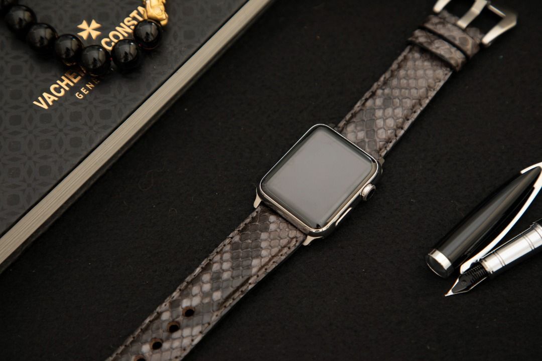 44mm 42mm 40mm 38mm Grey Python leather strap for Apple watch