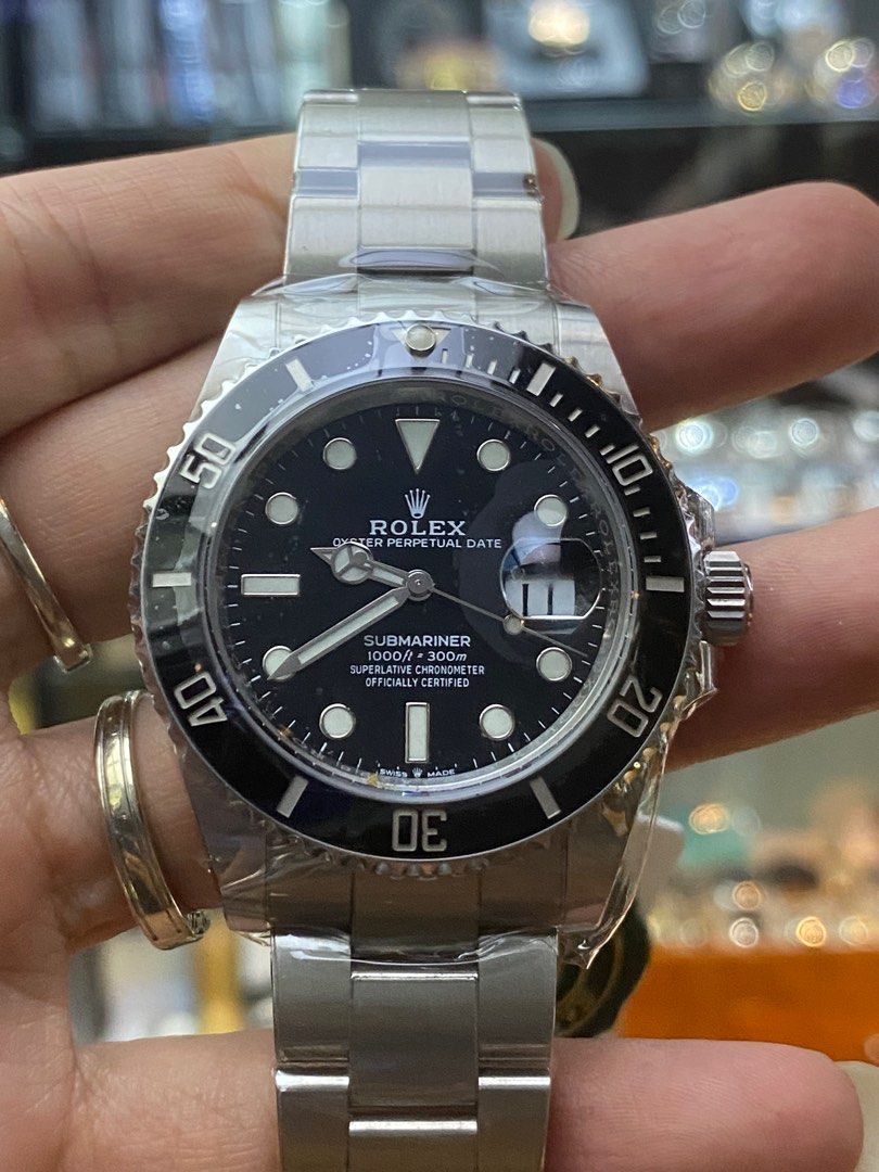 Rolex submariner ln store