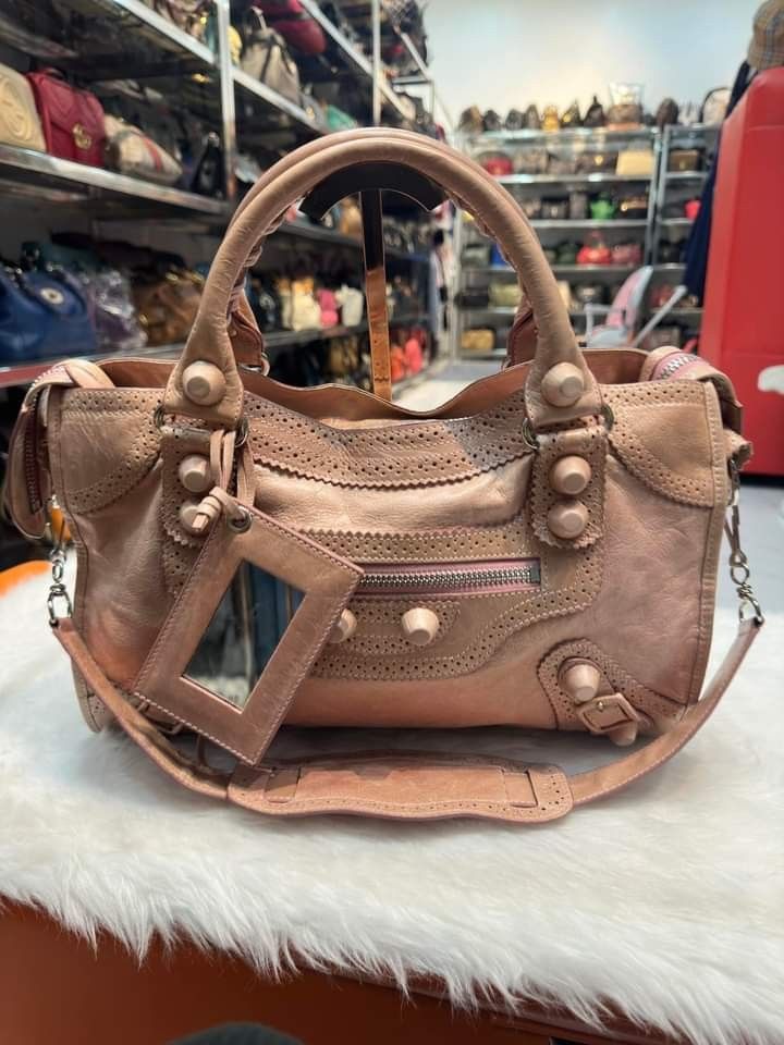 8 500 fix price plus sf Balenciaga motorcycle bag Medium size Genuine leather Rank A