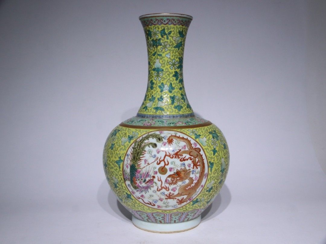 古芸】中国 清時代 大清乾隆年製 粉彩龍鳳呈祥瓶 古陶瓷器 陶磁 骨董品