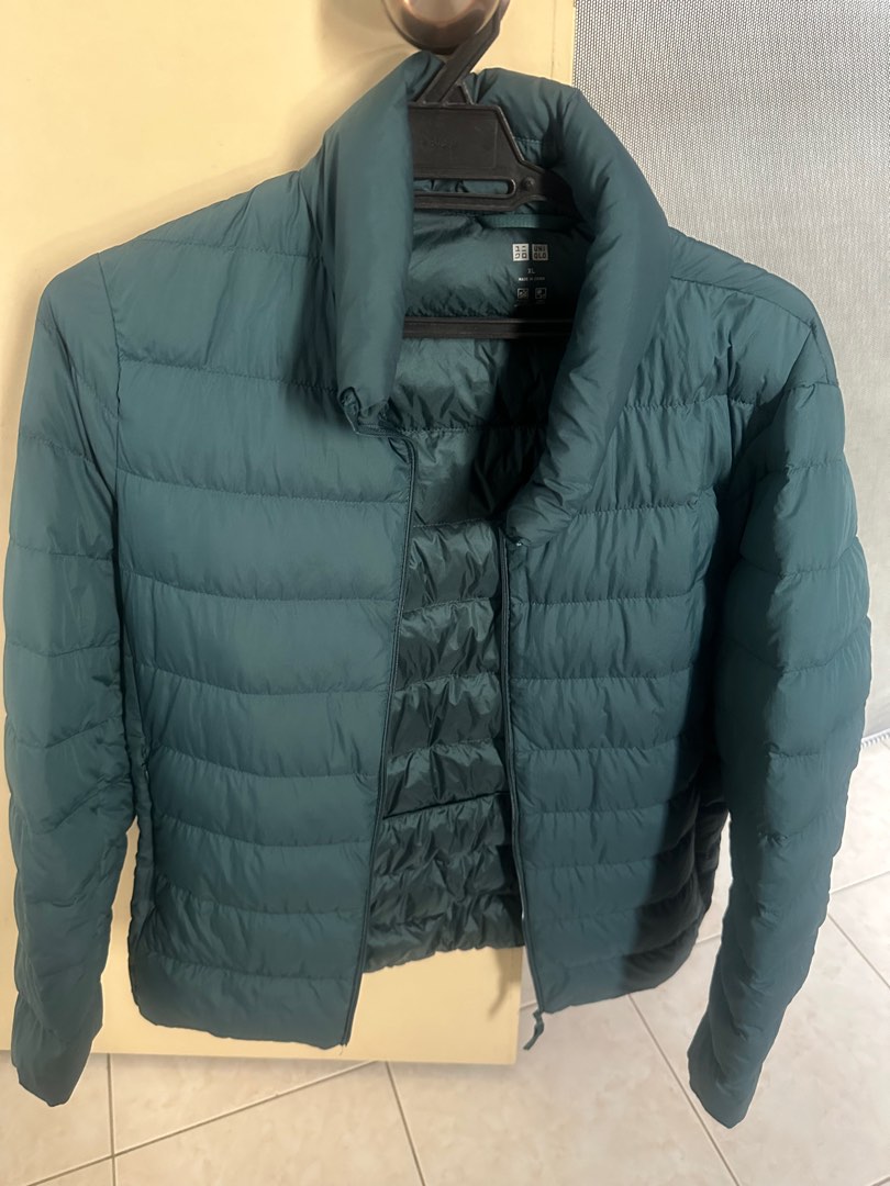 Uniqlo ultra light feather outerwear Men s Fashion