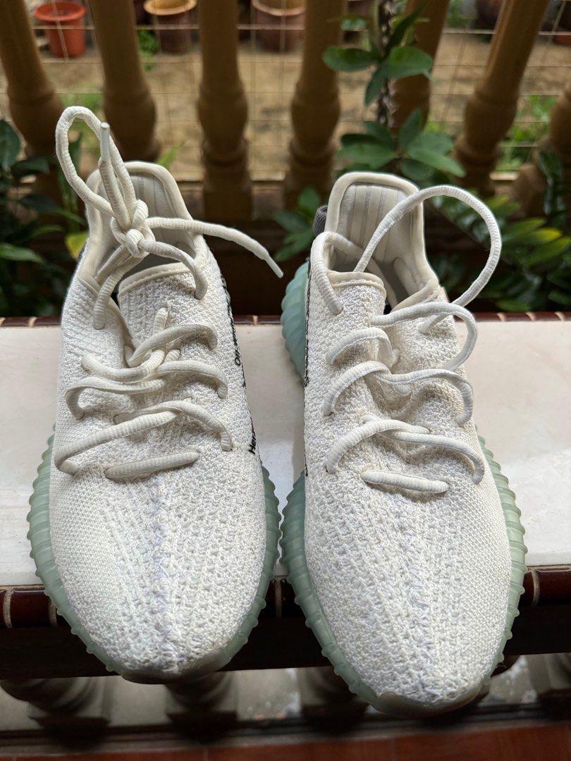 Yeezy ft off white online