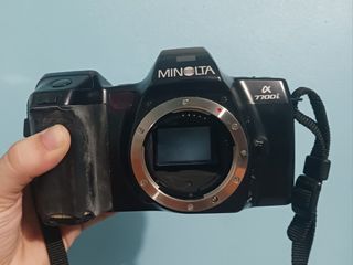 Affordable Minolta Maxxum 7000i 35mm SLR Film Camera Body Only (lens sold separately) 😉