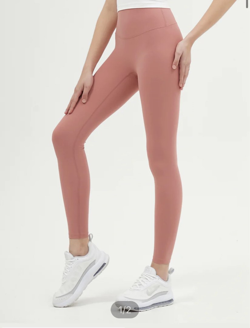 Airywin Signature Ankle Length Leggings, Women's Fashion, Activewear on  Carousell