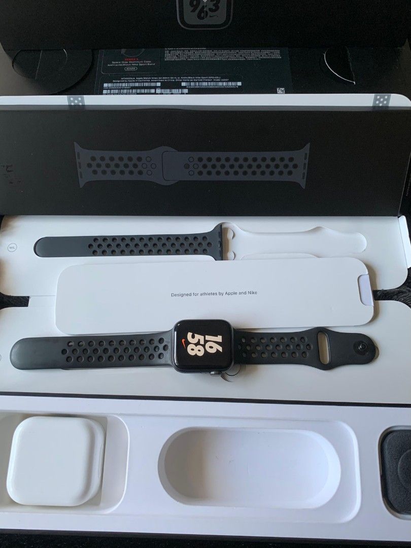 Apple watch series 4 nike plus unboxing discount