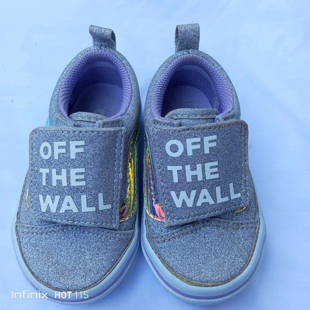 Girls silver vans deals