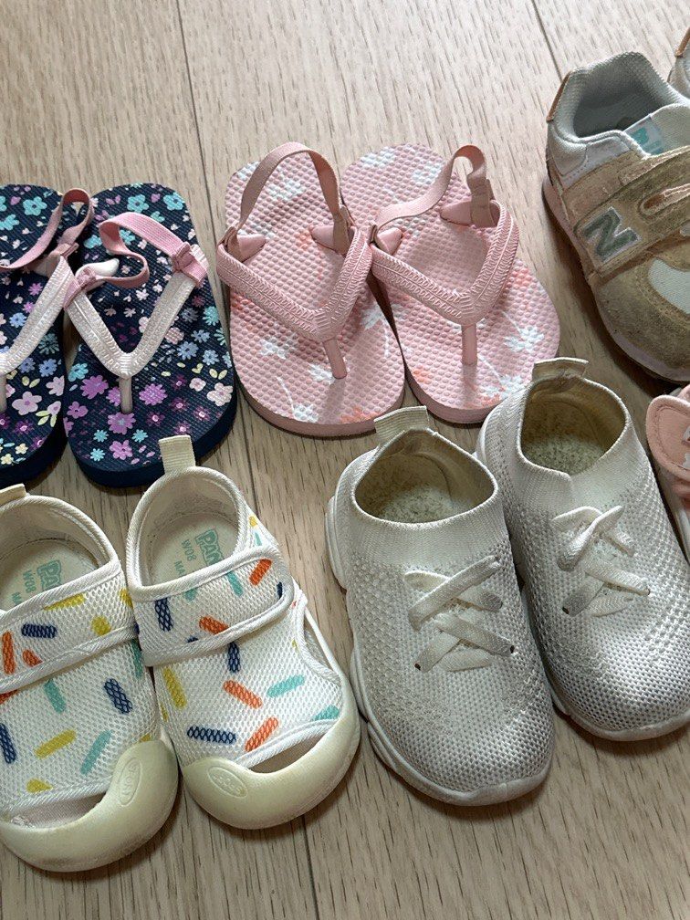 Newborn baby hotsell girl slippers