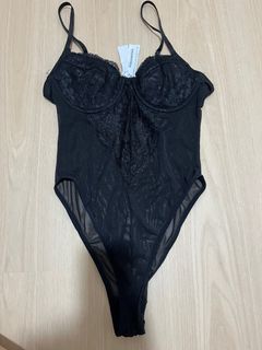 (Category: ) located in . Submitted by zoe_wardrobe (Listing ID 1281910493, Image 1). Description: .