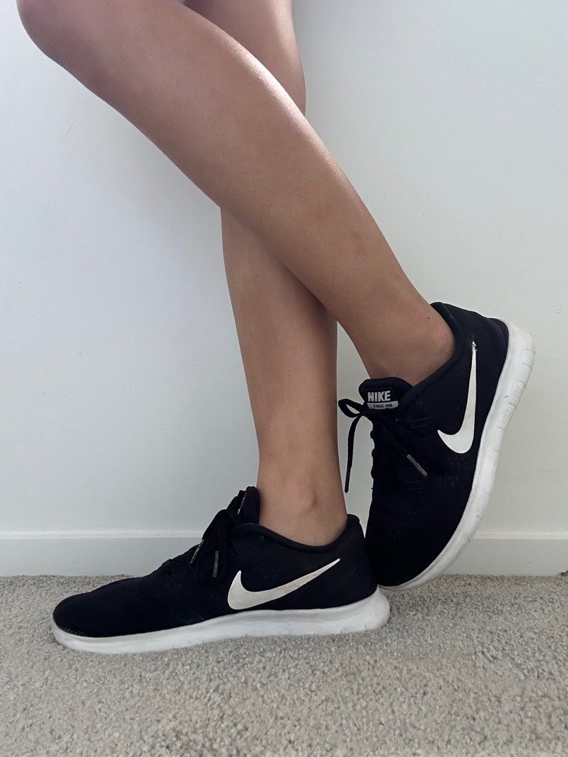 Ladies black nike trainers size 6 hotsell
