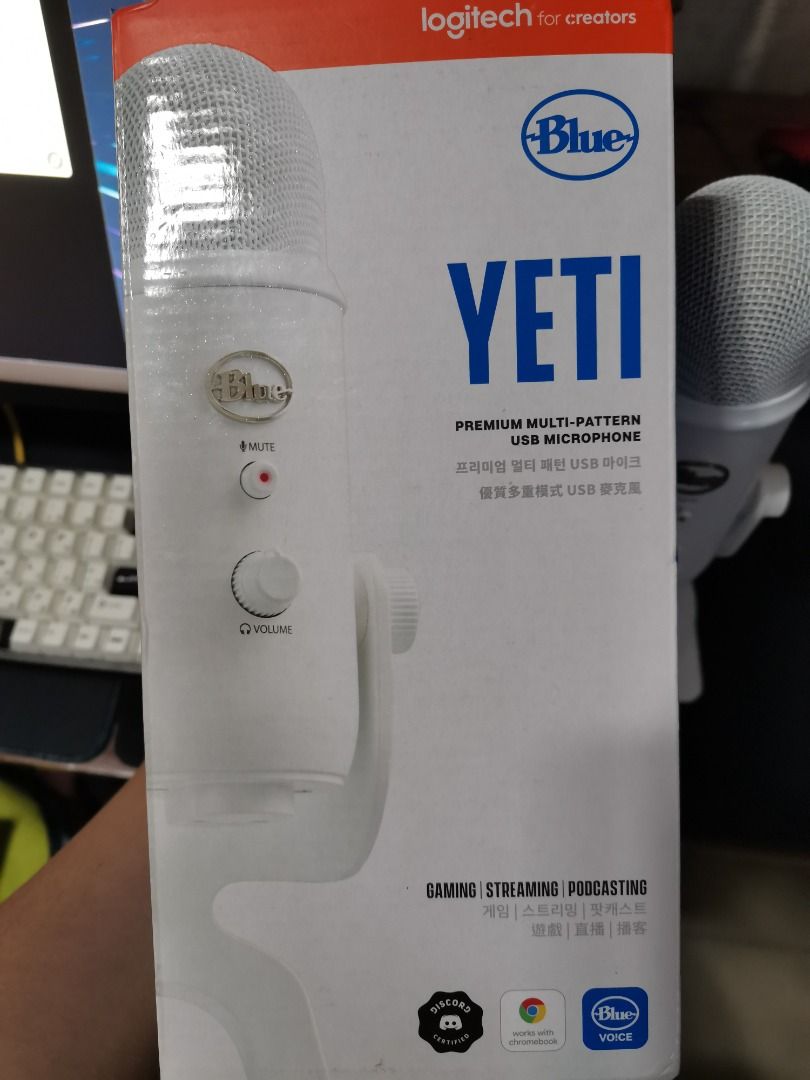 Yeti Premium Multi-Pattern USB Mic with Blue VO!CE