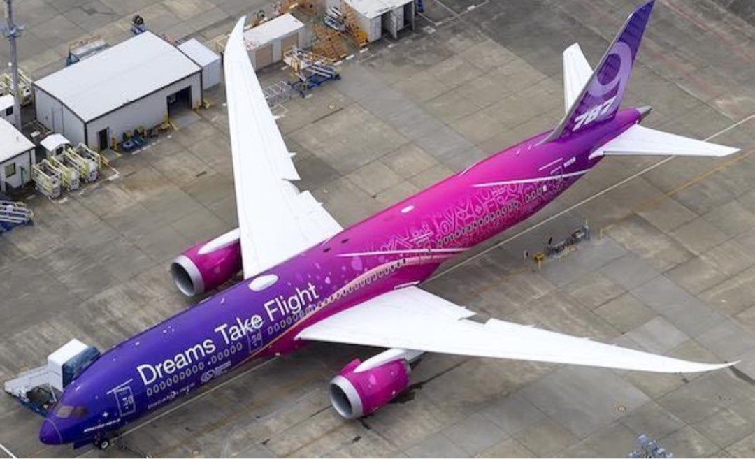 Boeing 787-9 'Dreams Take Flight' 1:200, Toys & Collectibles