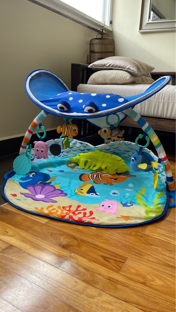 Bright starts mr ray 2024 ocean lights activity gym