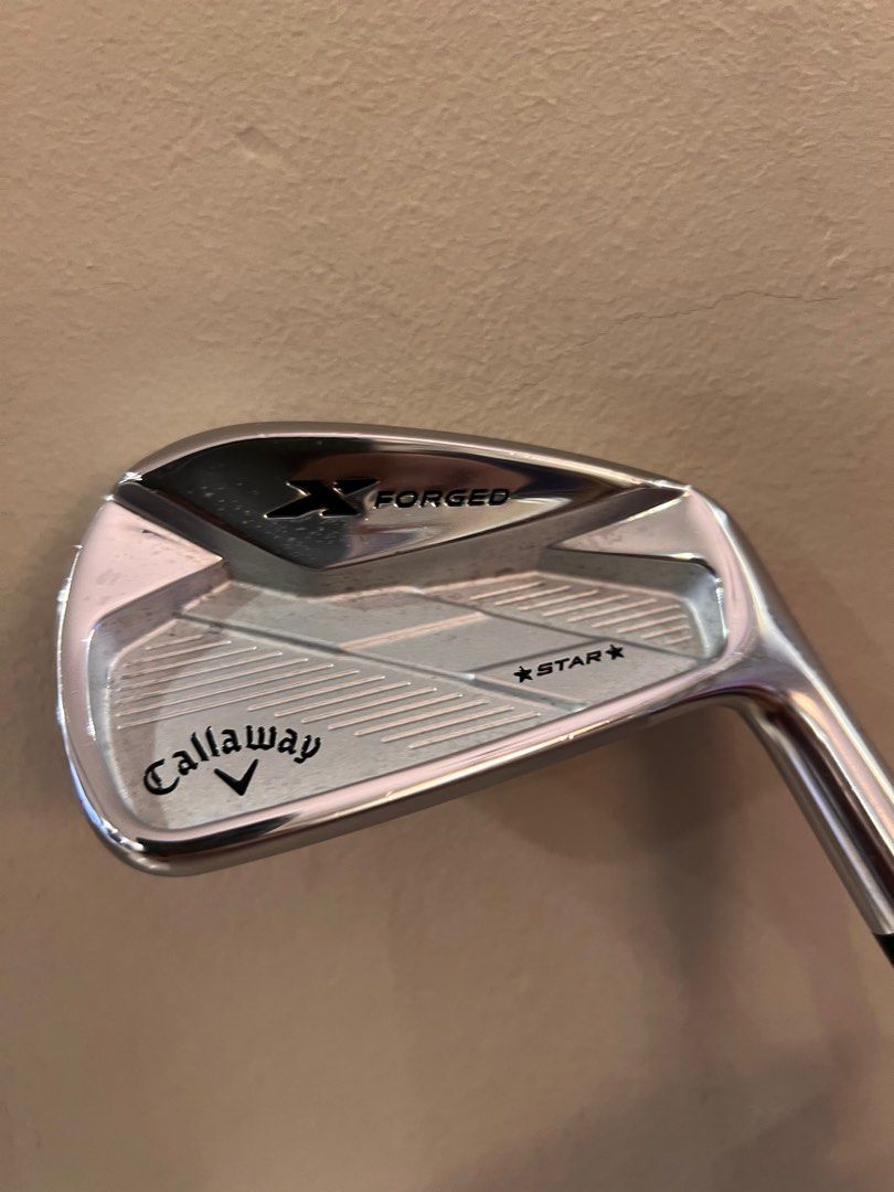 Callaway 4 Iron Sports Equipment Sports Games Golf on Carousell