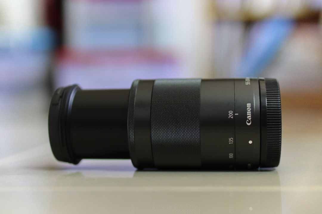 Canon EFM 55-200mm f/4.5-6.3 IS STM Lens