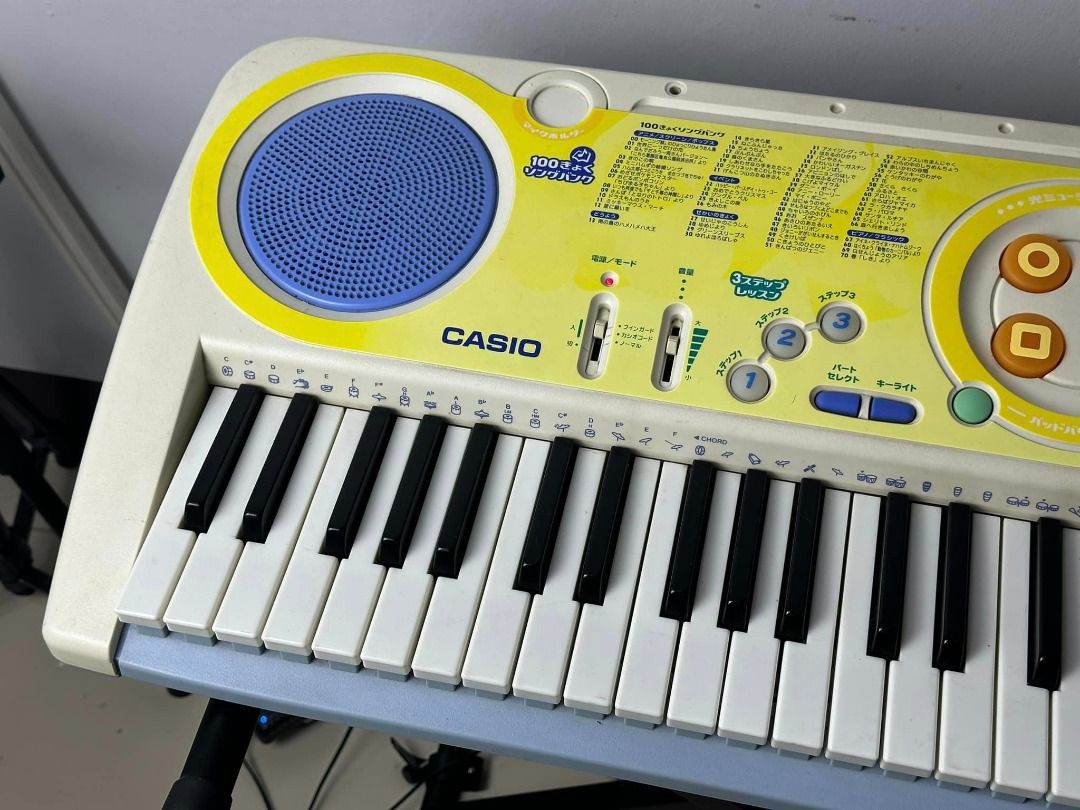 Casio LK 38 Piano Keyboard Organ 61 Keys
