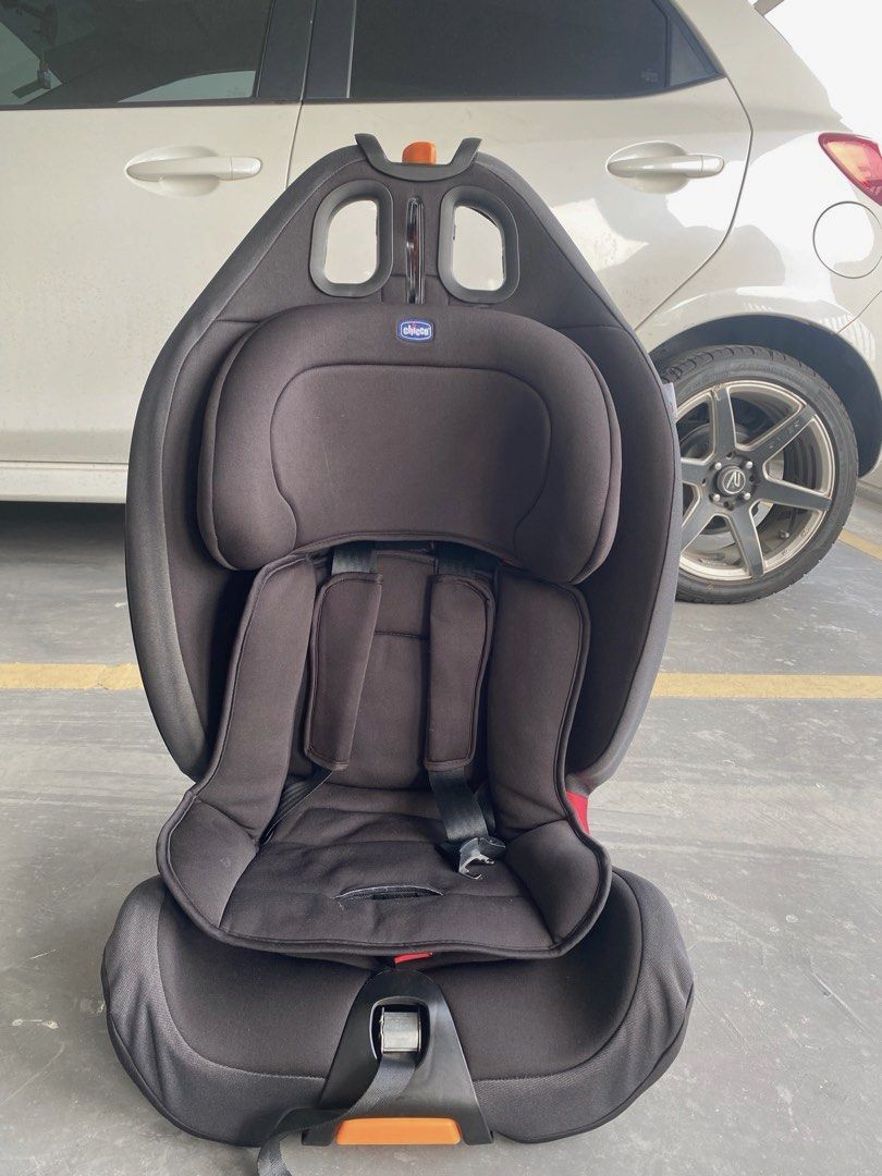 Chicco Gro Up 123 Booster Car Seat Babies Kids Going Out Car