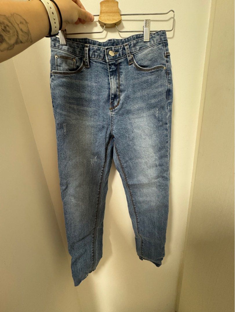 Chuu 5kg jeans Women s Fashion Bottoms Jeans Leggings on