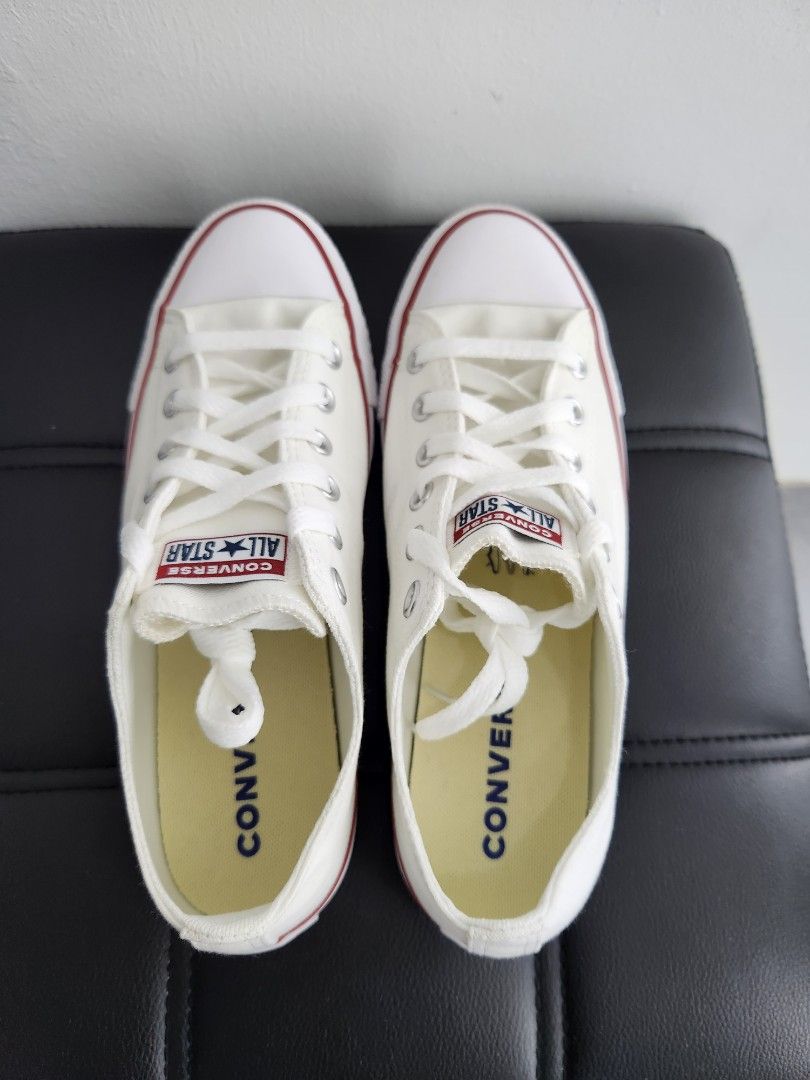 Converse shoes classic low cut white colour Men s Fashion