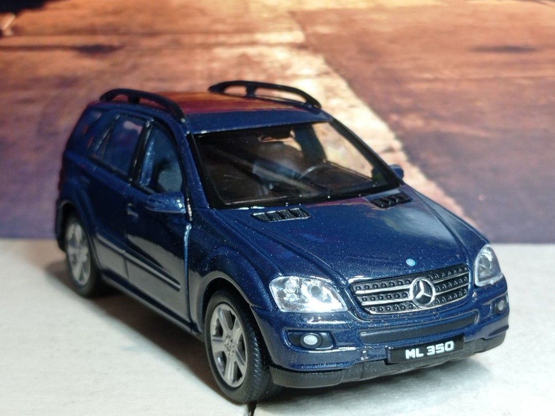 Mercedes benz outlet ml350 toy car