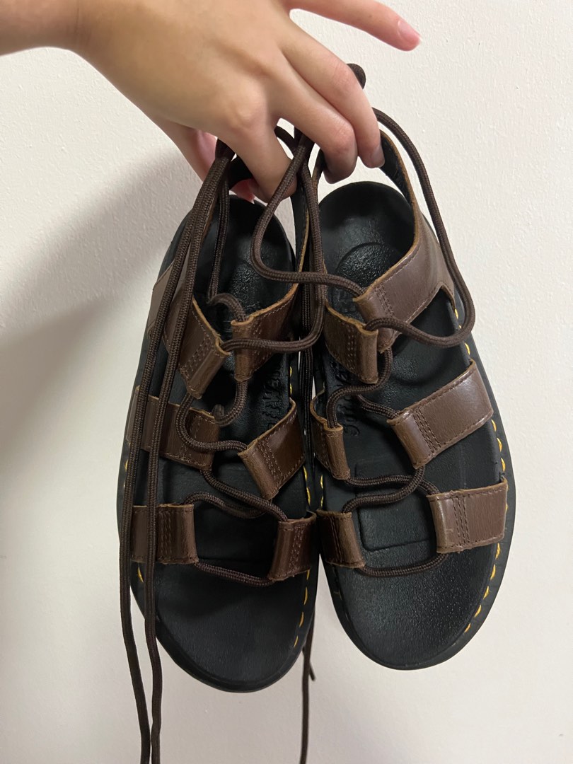 Dr martens shop 892 arc sandals