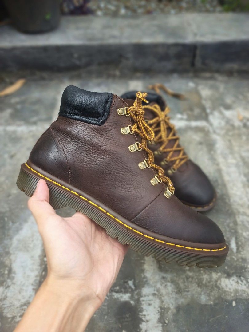 Dr martens store elmer hiking boots