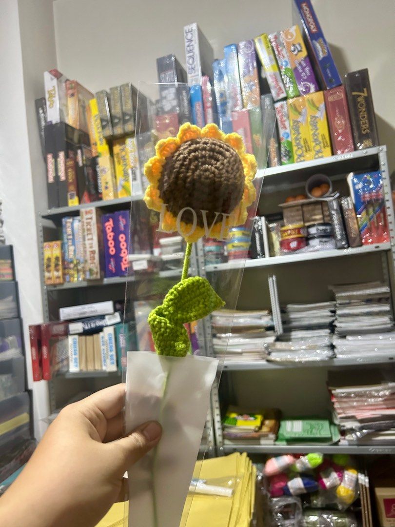 Flower crochet (gift ideas) (all occasions) (Category: Flowers & Bouquets) located in Manila. Submitted by cozzyessentialshopph (Listing ID 1281936019, Image 1). Description: Starts at P169 Sunflower per pc Bouquet P279 per bouquet Available here at CO-zzyessential Shop PH (online) 📍 Loc: Ipil Bambang Manila 📍 MOP: GCash, PayMaya, BDO, PNB, BPI 📍 MOD: all SF and booking courier service are c/o by the buyer Option: pick up at the location menti