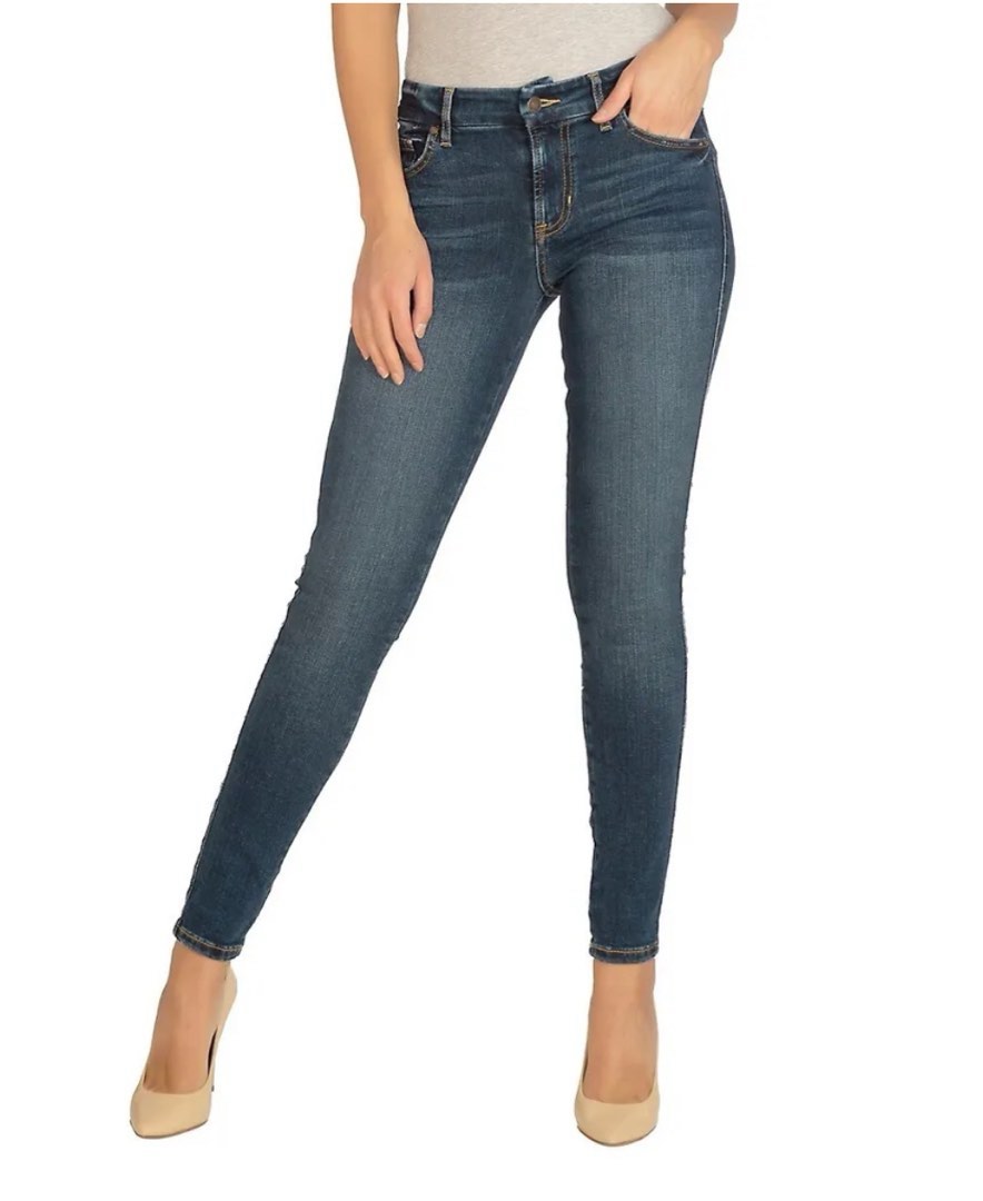 GUESS power curvy midrise skinny jean Women s Fashion Bottoms