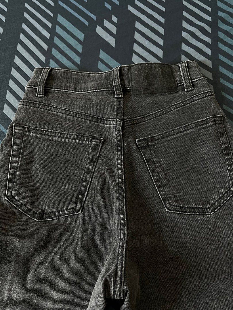 Black mom jeans h&m cheap