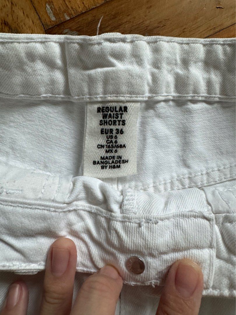 White shorts hotsell h and m