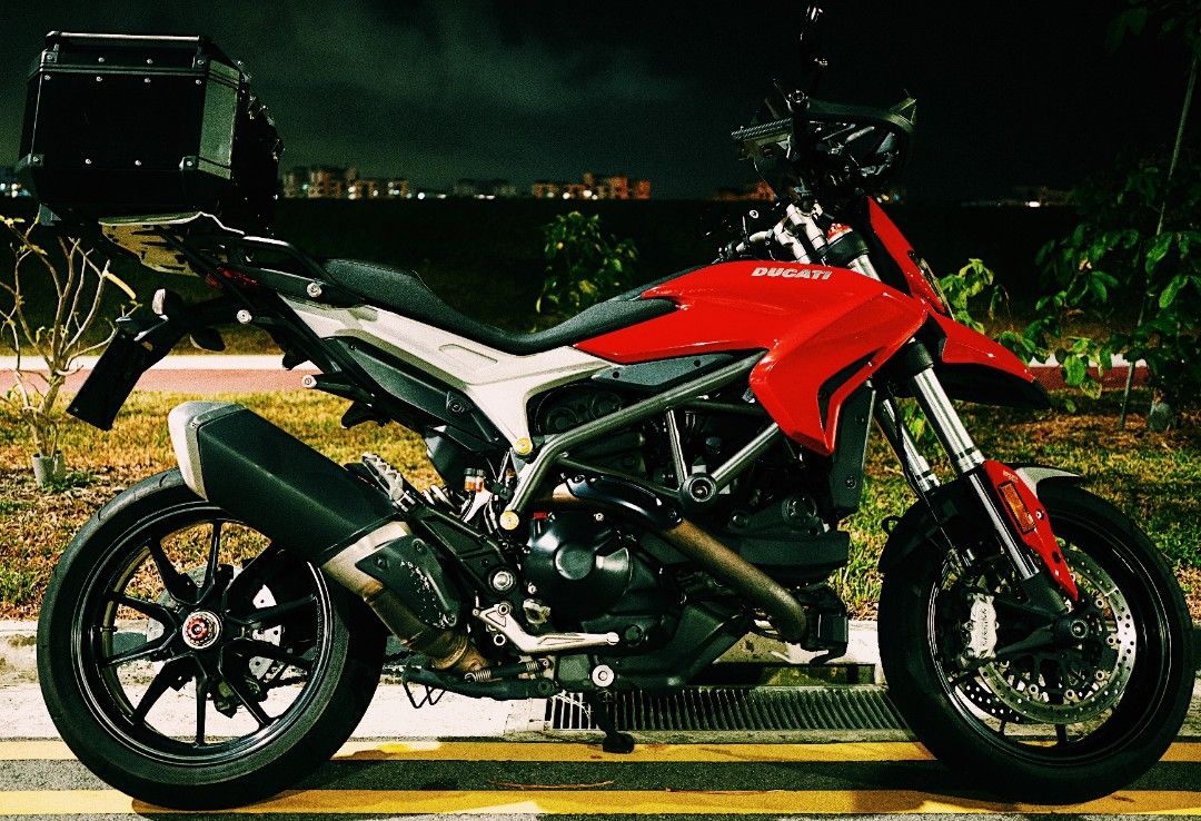 939 hyperstrada sales