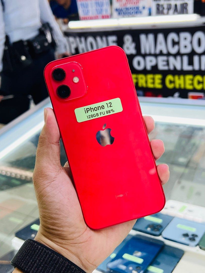 iPhone 12 128GB 88BH Globelocked 99%smooth No issues (Category: iPhone 12 Series) located in San Juan City. Submitted by saabangadgetshop (Listing ID 1281962727, Image 2). Description: Onhand | Pre-owned iPhone 11 128GB globelocked NTC APPROVED Battery Health 88% NO HIDDEN ISSUES NO HISTORY OF REPAIR 99%Smooth TEST TO SAWA RESET ALL YOU WANT NOT REFURBISHED AUTHENTIC PHONE ALL WORKING 🆓Freebies ✅20w adaptor w/cable ✅Case ✅Tempered Mode of Paymen