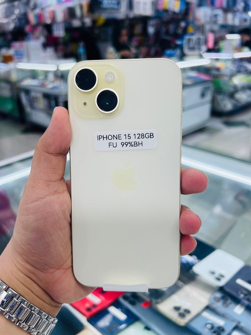 Iphone 15 128gb 100% batt FU (Category: iPhone 15 Series) located in San Juan City. Submitted by javedsgadgetshop (Listing ID 1281819392, Image 3). Description: OPEN FOR INSTALLMENT VIA CREDIT CARD/GGIVES & SWAP/TRADE-IN! WE BUY AND SELL ( ANYKINDS OF UNIT BINIBILI PO NAMIN)! PTPA : Padelete po if bawal Read ❗️Onhand ‼️ Iphone 15 •128gb •NTC Variant •Good batt health •Factory Unlock •95% Smoothness •No hidden issue | No Repaired •100% Authentic |