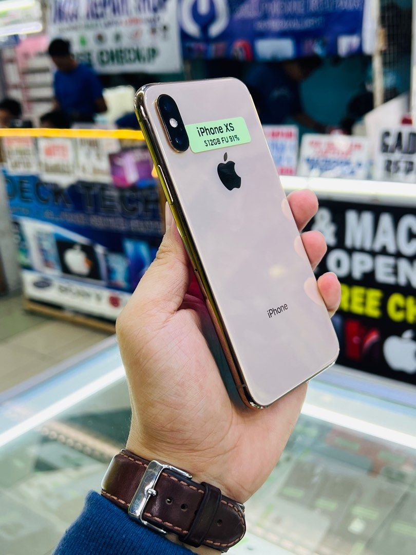 iPhone xs 512GB 91BH Openline 99%smooth ano issues (Category: iPhone X Series) located in San Juan City. Submitted by saabangadgetshop (Listing ID 1281964523, Image 3). Description: Onhand | Pre-owned iPhone XS 512GB OPENLINE Battery Health 91% NO HIDDEN ISSUES NO HISTORY OF REPAIR 99%Smooth TEST TO SAWA RESET ALL YOU WANT NOT REFURBISHED AUTHENTIC PHONE ALL WORKING 🆓Freebies ✅20w adaptor w/cable ✅Case ✅Tempered Mode of Payment : ⬇️ ▪️Cash ▪️Ban