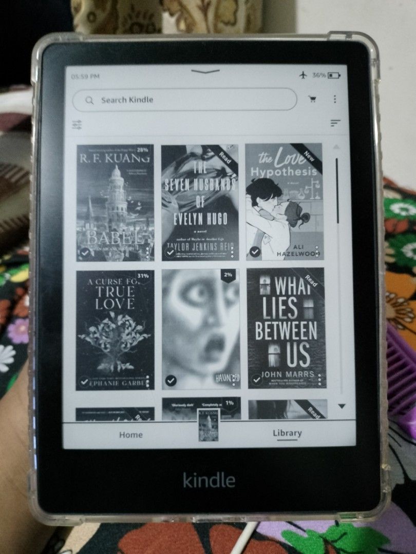 Kindle Paperwhite 11th gen PPW5 (Category: E-Readers) located in Antipolo. Submitted by literaturedelights (Listing ID 1281912005, Image 1). Description: case, popsocket, and stickers are included. if interested, kindly send a message. selling with the ppw5 case kids ed for 4,800! issue: few scratches and sticker residue at the back, hence the price. but the battery lasts for two weeks or a month or more if not used frequently. two weeks is max w