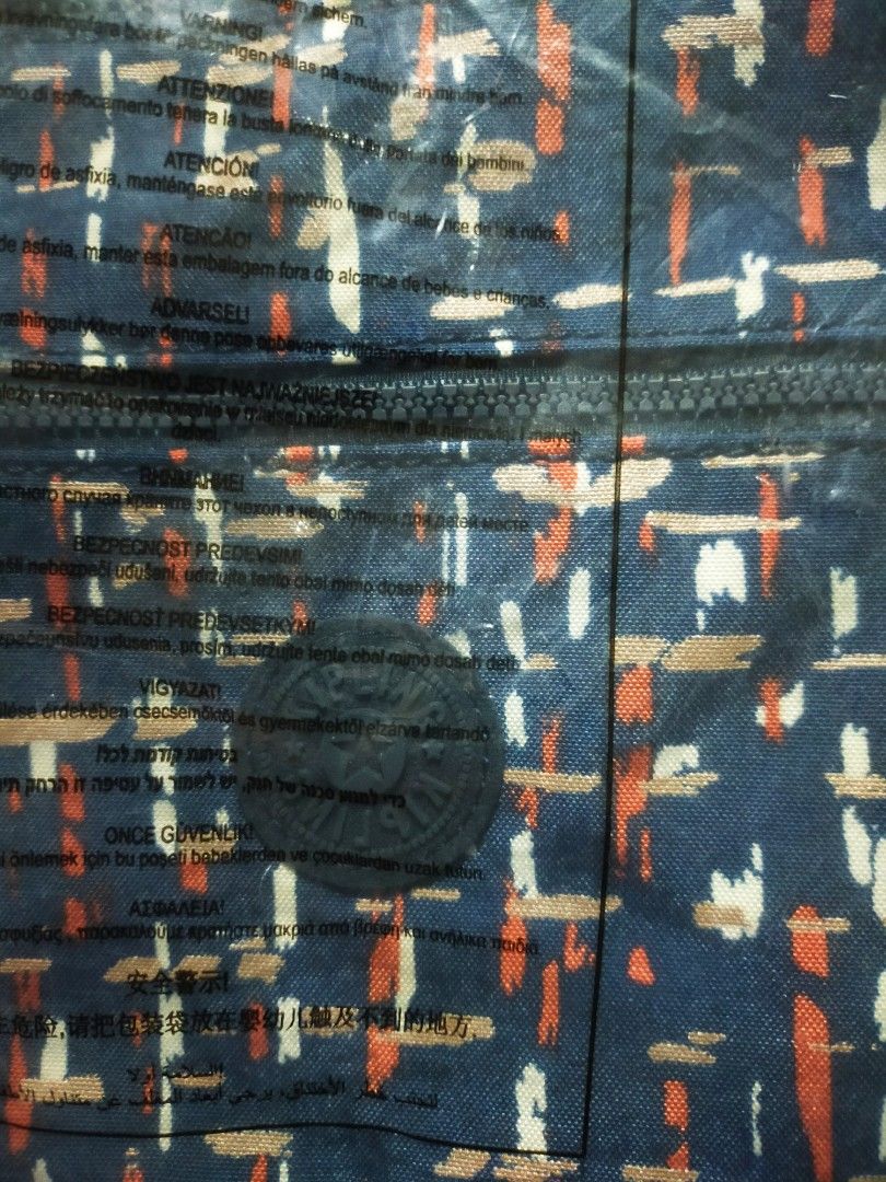 Kipling Keiko City Lights Navy Patterned Crossbody Bag (Category: Cross-body Bags) located in Tanza. Submitted by lessmess.ph (Listing ID 1281984522, Image 2). Description: Kipling Keiko City Lights Navy Patterned Crossbody Bag • Received as a gift but never used • Still in the original packaging, with tag and keychain • Has three zipper compartments • Approx. 8.5in x 9.5in MOP: GCash and Maya MOD: LBC or Lalamove.