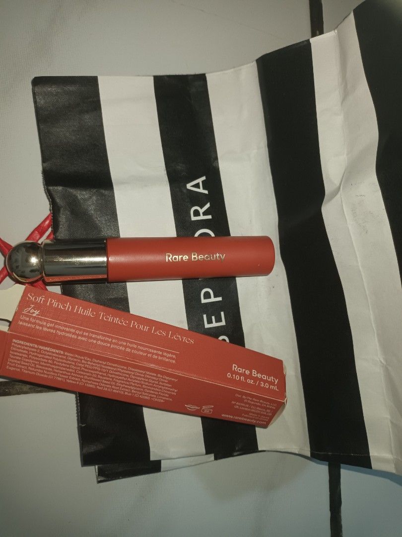Lip oil rare beauty joy, Kesehatan & Kecantikan, Rias Wajah di Carousell