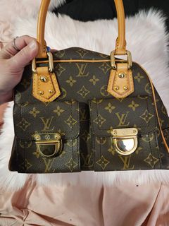 (Category: ) located in . Submitted by fantasy_alternative_bags (Listing ID 1281809940, Image 1). Description: .