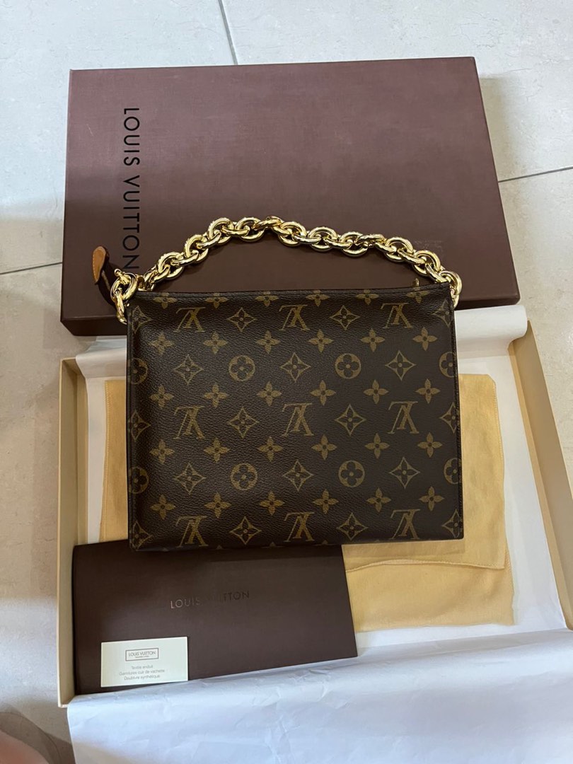 Lv toiletry pouch 26 with chain sales