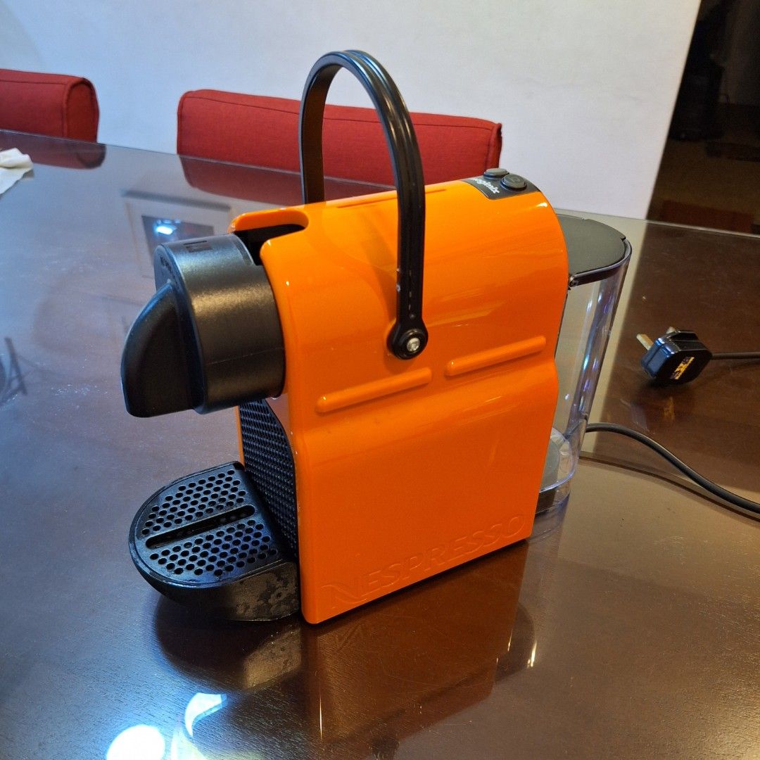 MAGIMIX Nespresso 11352 INISSIA Orange coffee machine