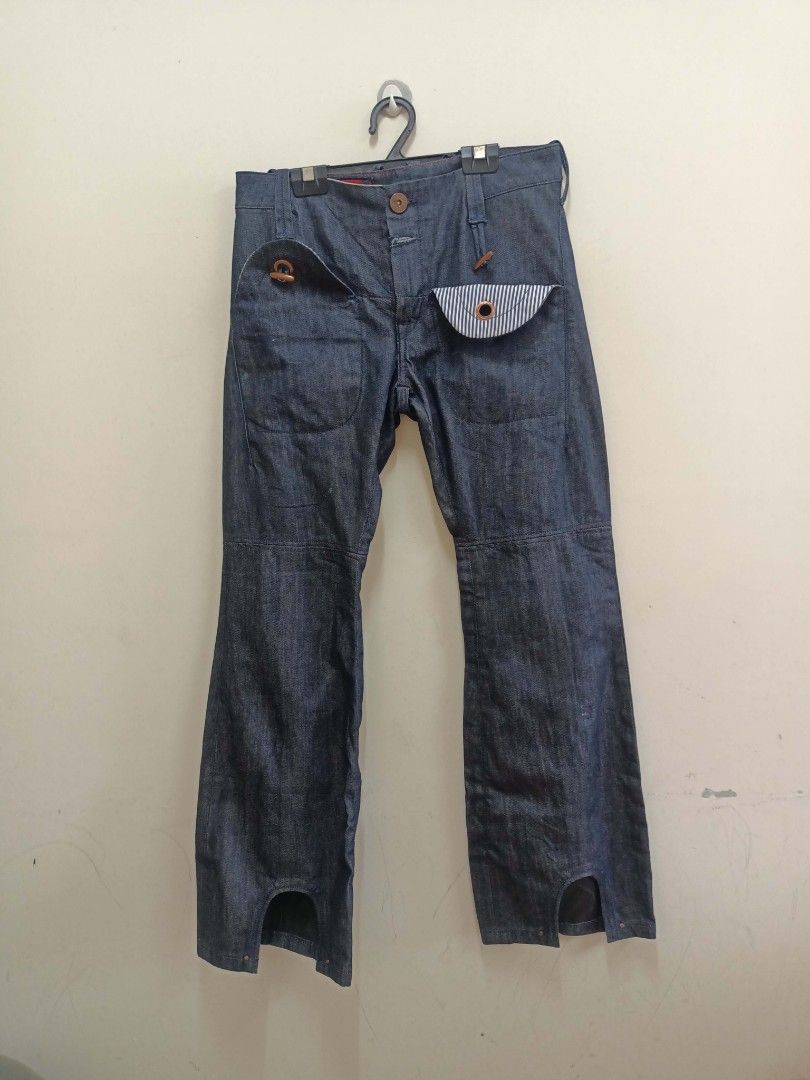 Girbaud jeans store