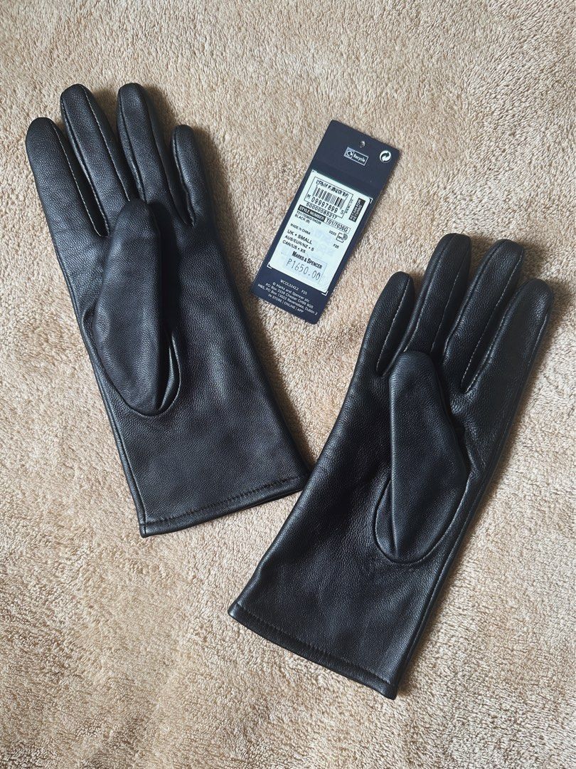 Marks and spencer mens driving gloves 2025