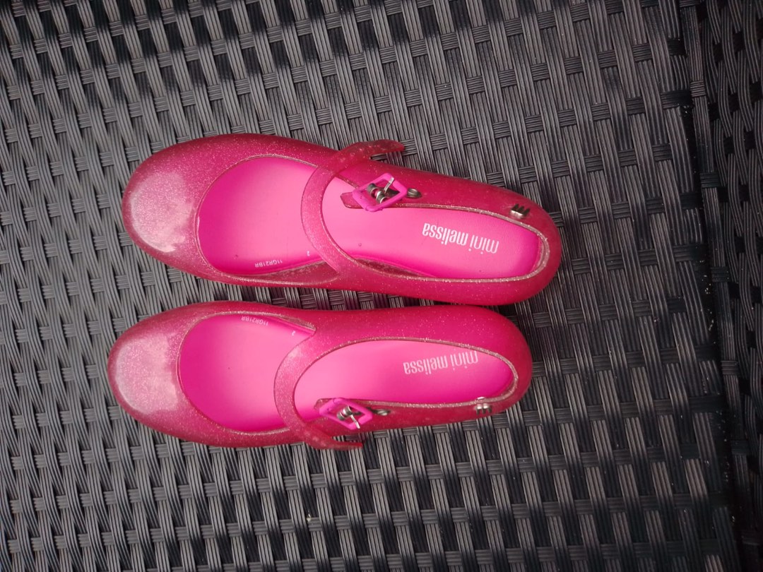 Melissa sales gel shoes