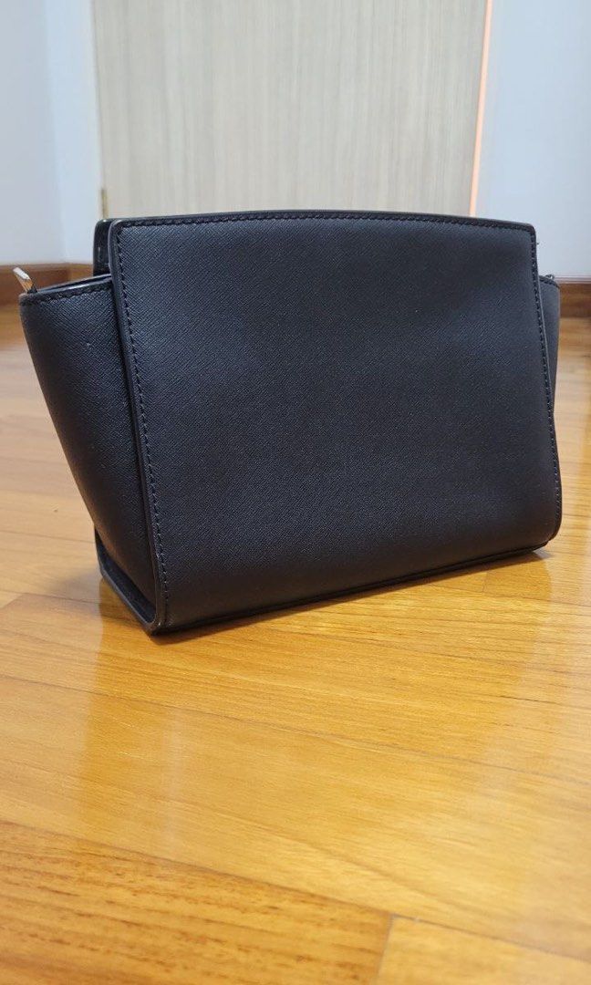Mk medium selma messenger bag online
