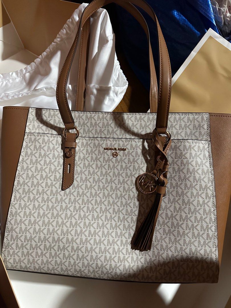 New Bag 🥺 | Girly bags, Satchel bags crossbody, Mk tote bag