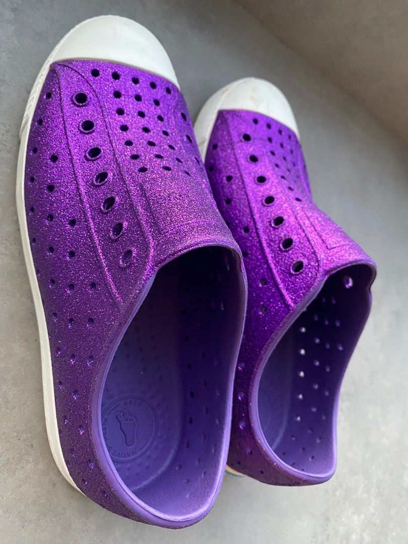 Purple native shoes top