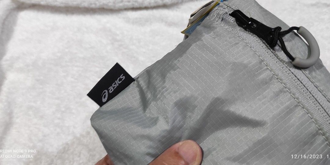 NEW WITH TAG ASICS FOLDABLE GYM BAG (MINI) (Category: Backpacks) located in Lucena. Submitted by lucenasecondhanditems (Listing ID 1281883767, Image 3). Description: 100% AUTHENTIC BRANDNEW ONHAND ORIGINAL SRP : PH1,600 READY TO DISPATCH OR PICK UP LUCENA CITY JRS (NON COD) LBC (200 DOWN PAYMENT FOR SF, BALANCE WILL BE COLLECTED THRU COD/COP) MSG ME FOR FAST TRANSACTION PAYMENT ACCEPTED : GCASH, MAYA, GOTYME, OR CASH.