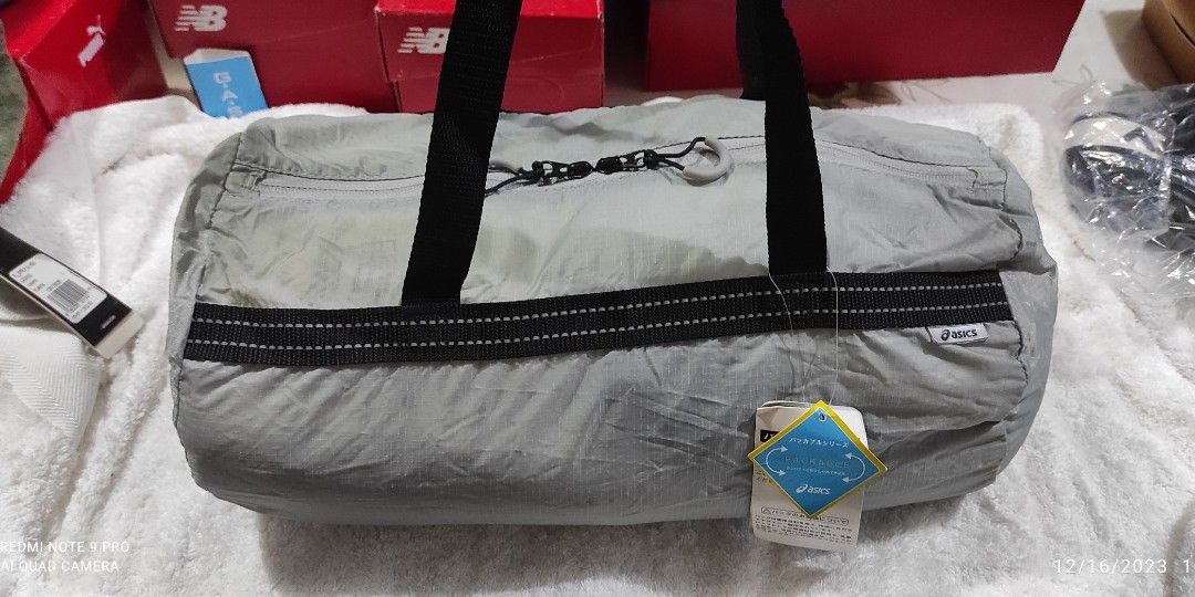 NEW WITH TAG ASICS FOLDABLE GYM BAG (MINI) (Category: Backpacks) located in Lucena. Submitted by lucenasecondhanditems (Listing ID 1281883767, Image 1). Description: 100% AUTHENTIC BRANDNEW ONHAND ORIGINAL SRP : PH1,600 READY TO DISPATCH OR PICK UP LUCENA CITY JRS (NON COD) LBC (200 DOWN PAYMENT FOR SF, BALANCE WILL BE COLLECTED THRU COD/COP) MSG ME FOR FAST TRANSACTION PAYMENT ACCEPTED : GCASH, MAYA, GOTYME, OR CASH.