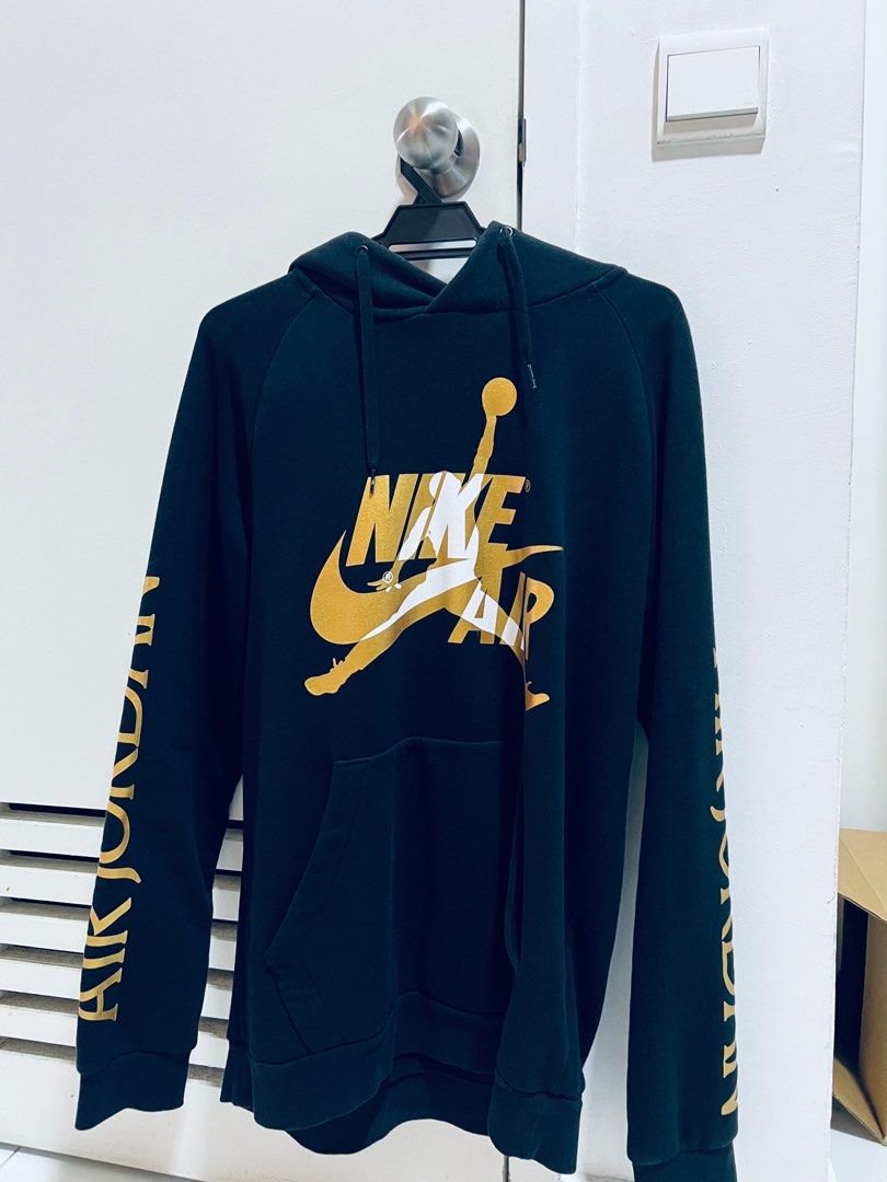 Gold jordan hoodie new arrivals