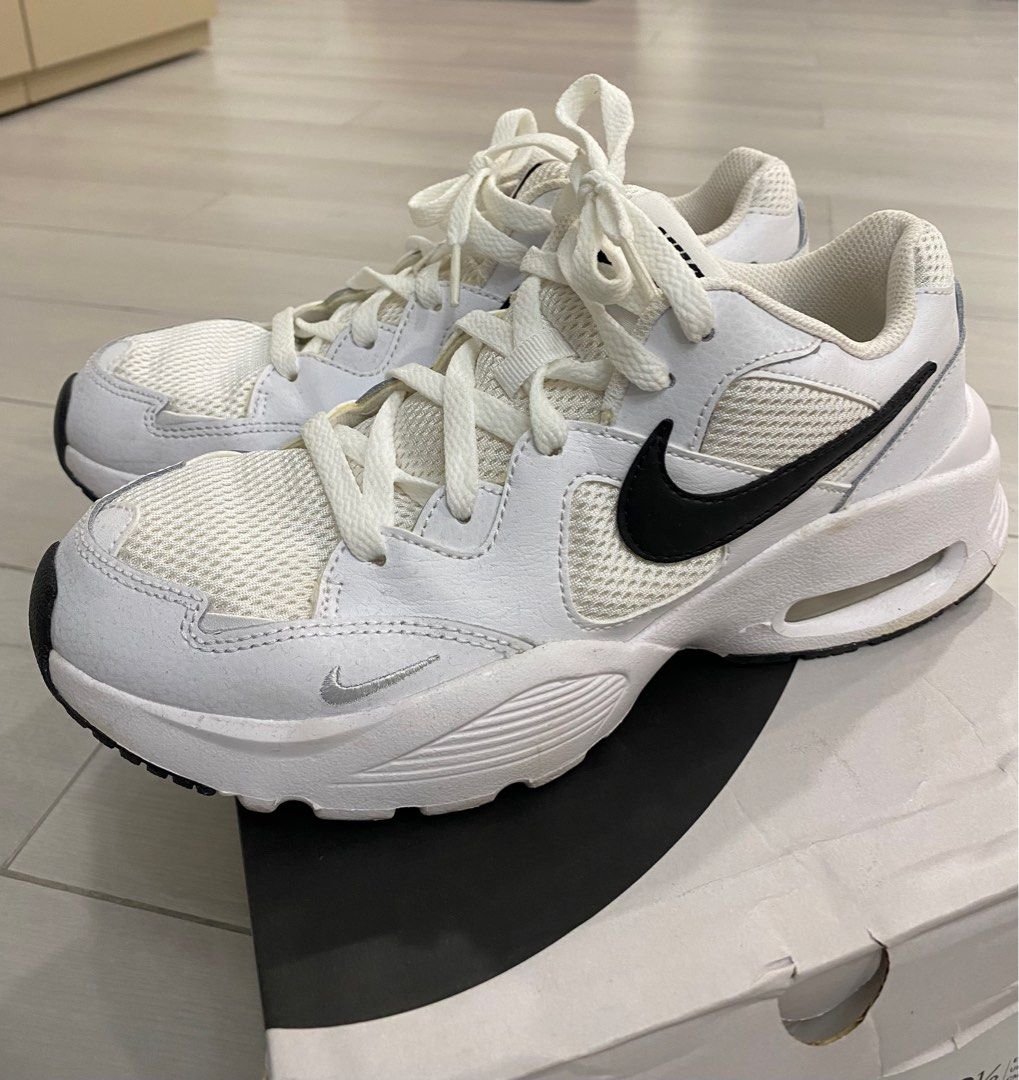 Nike Air Max fusion Women s Fashion Footwear Sneakers on Carousell