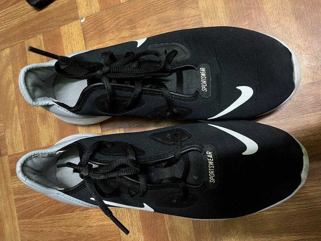 Nike hakata black sneakers online